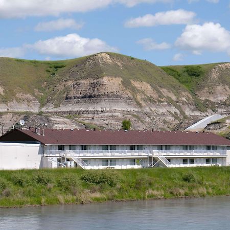 Travelodge By Wyndham Drumheller Ab Exterior foto