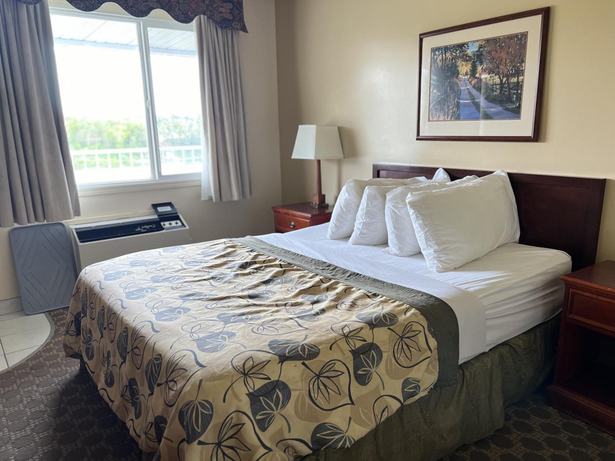 Travelodge By Wyndham Drumheller Ab Exterior foto
